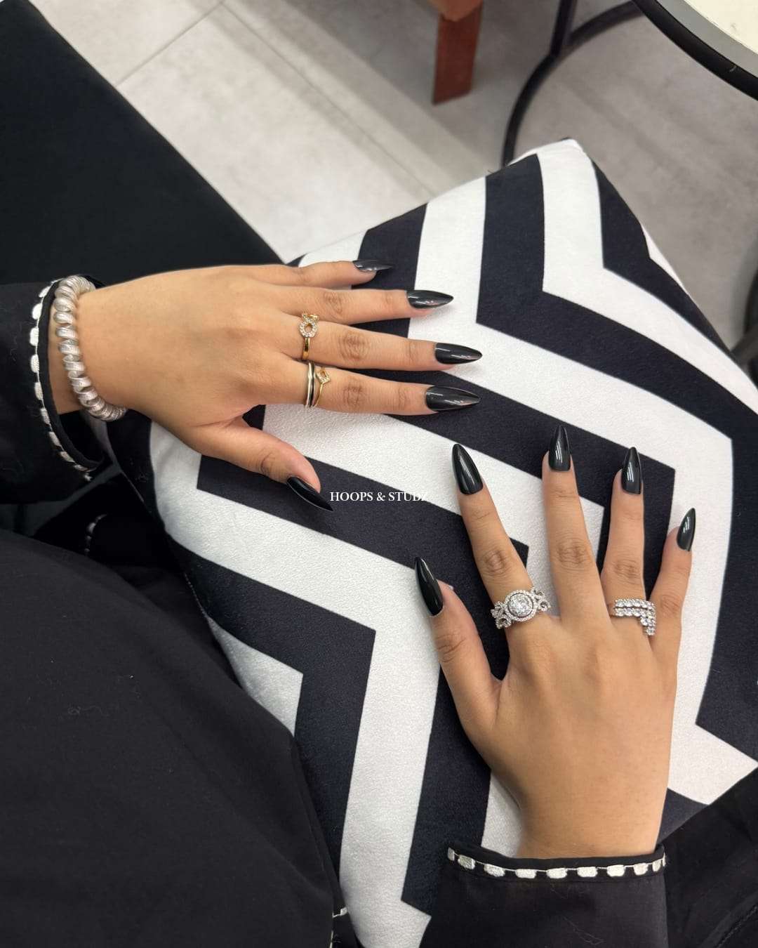 Black Matte Almond Press on Nails - N003