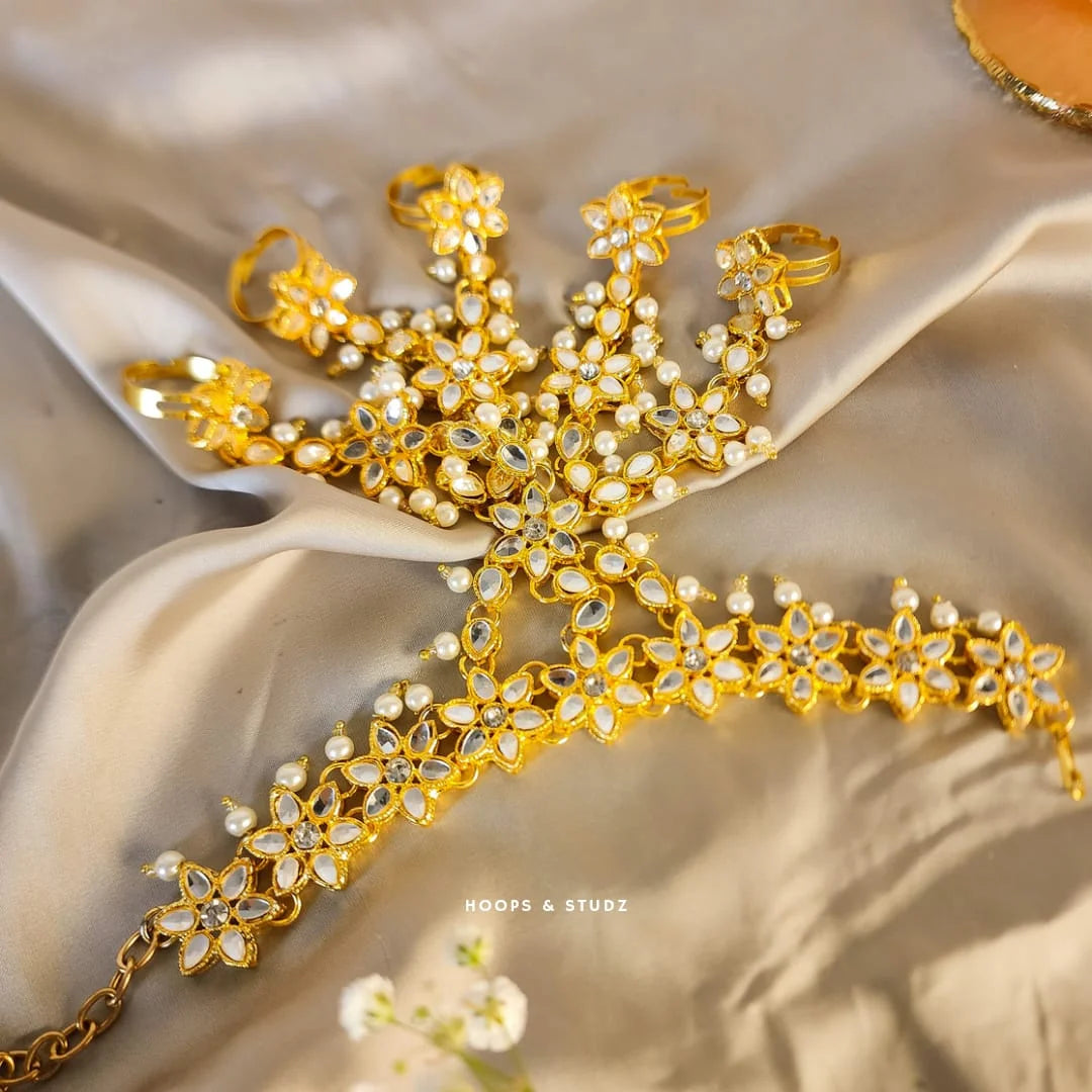 Bridal Hand Panjangla - Golden