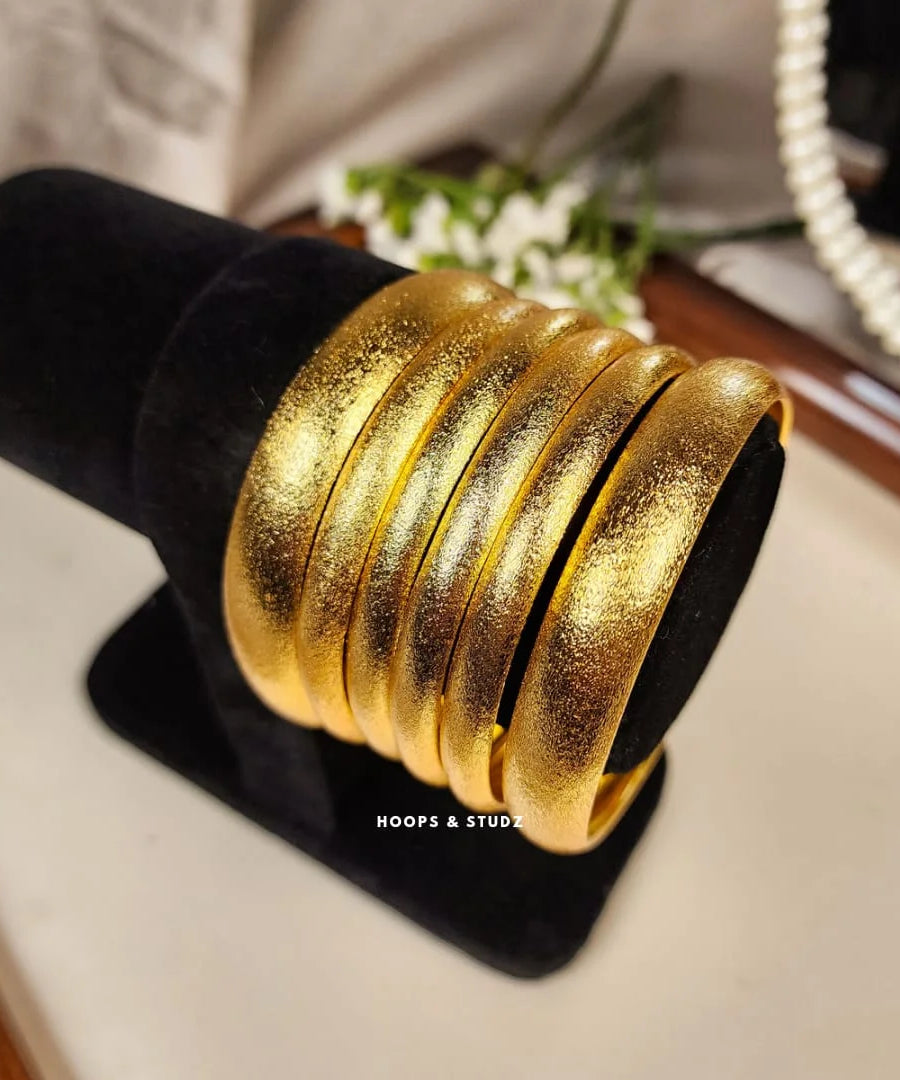 Dhanak Bangles